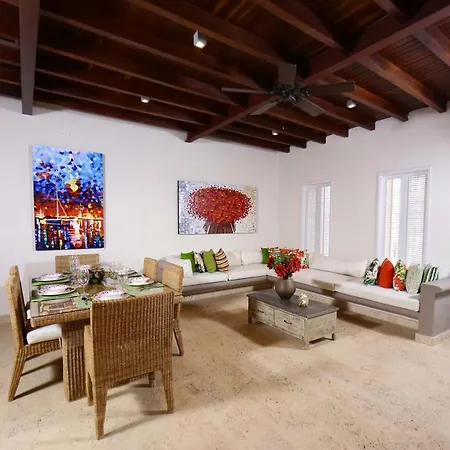 Villa Casa De La Muralla - Luxury 4Br Colonial House By Huespedia